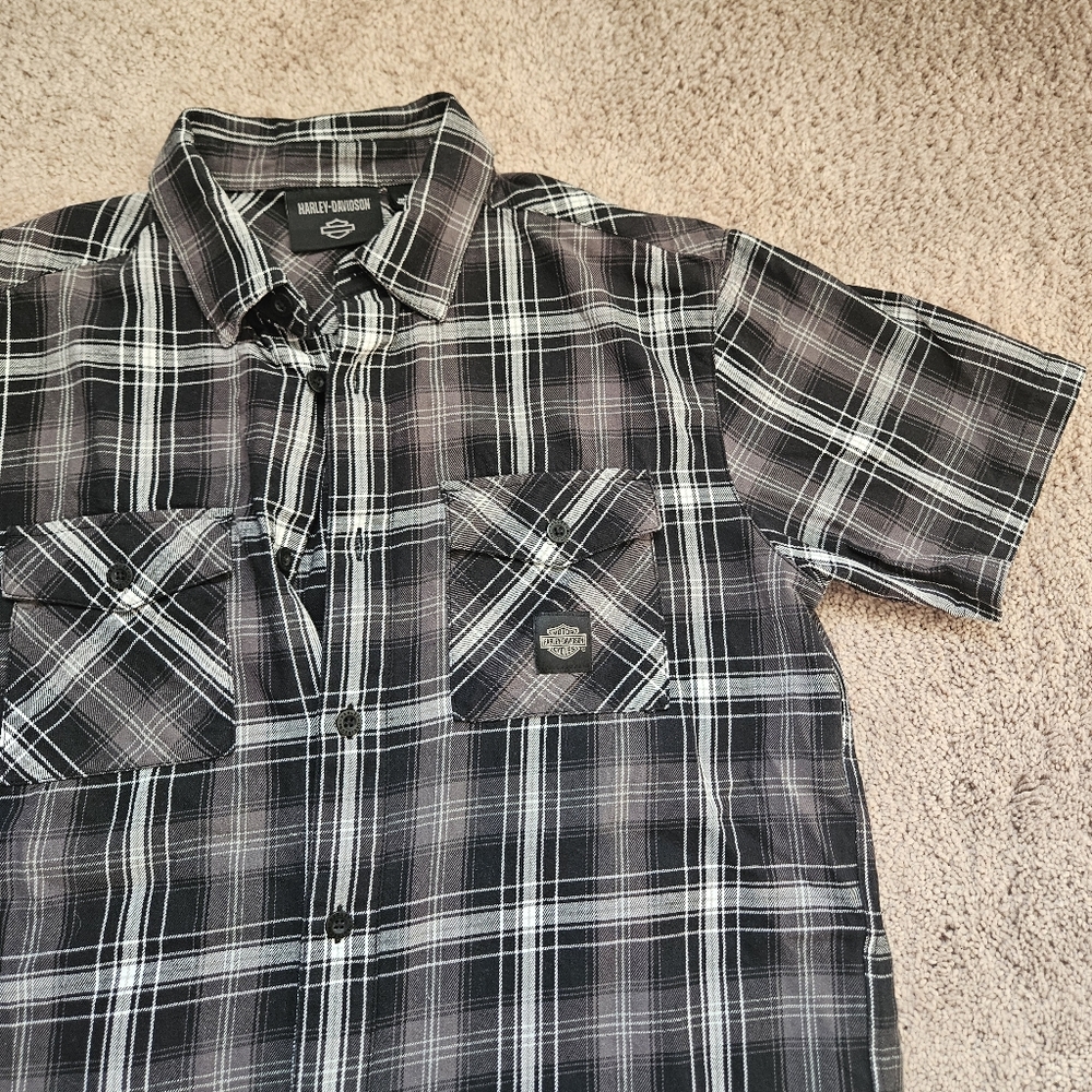 Harley Davidson Men's M Button Down Black White Plaid Short Sleeve Shirt Logo